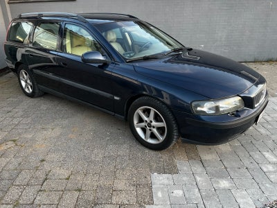 Volvo V70 2,4 20V 5d