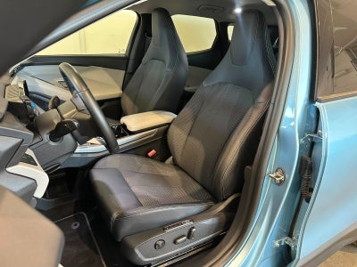 Ford Explorer Select Extended Range