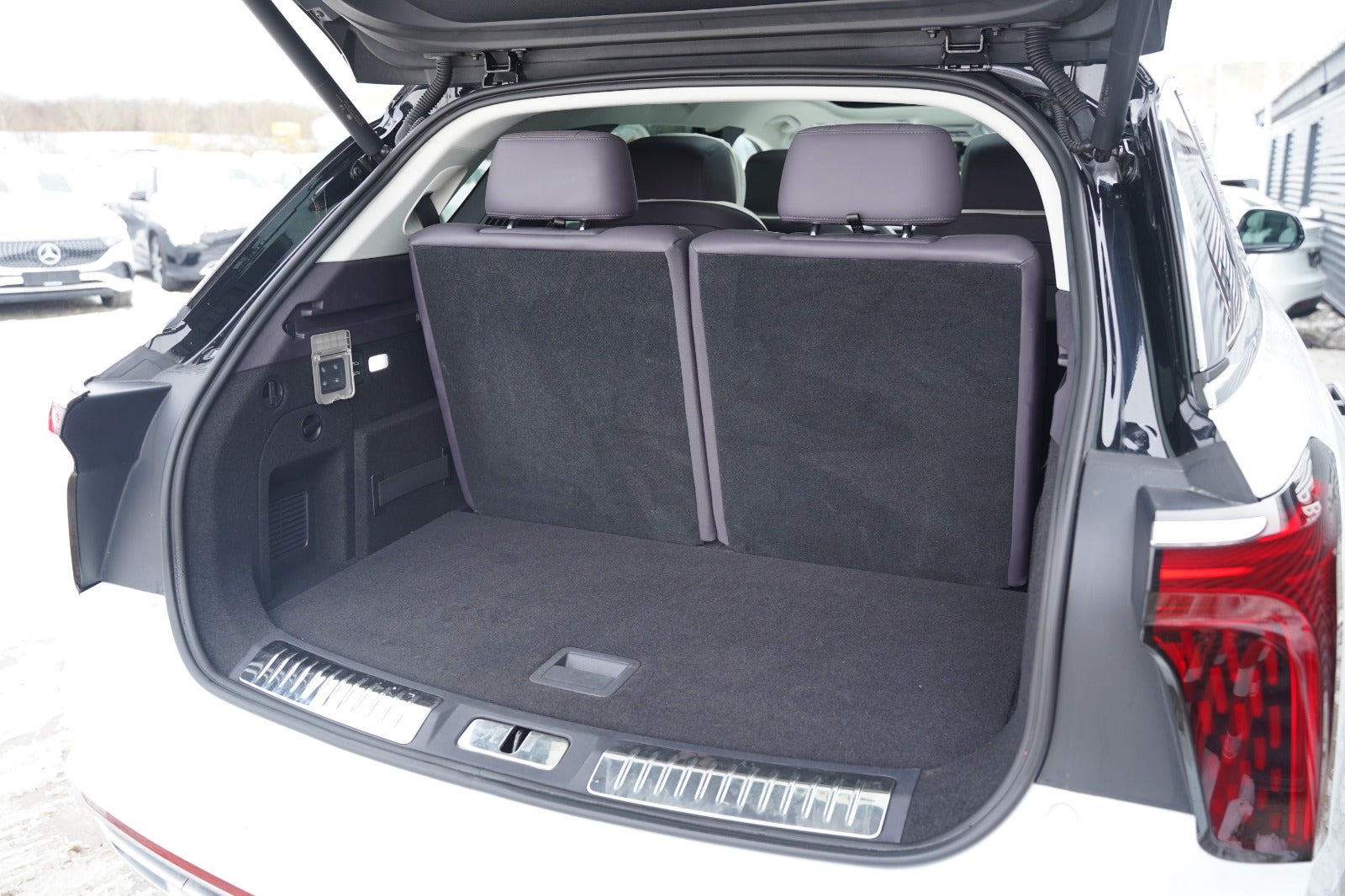 Billede af Hongqi E-HS9 99 Exclusive