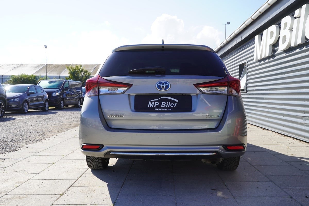 Billede af Toyota Auris 1,8 Hybrid H2 Comfort Touring Sports CVT