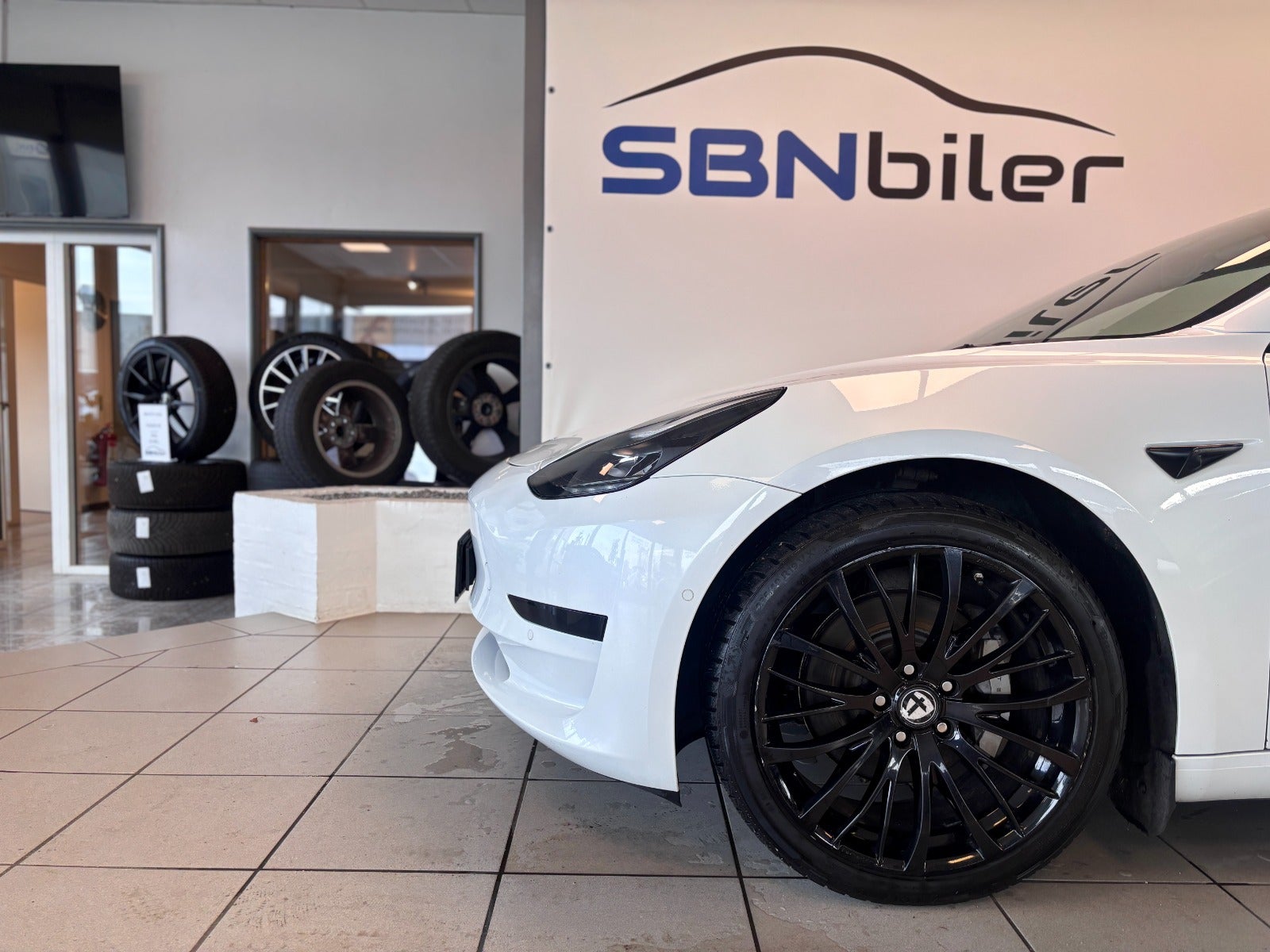 Tesla Model 3 Standard Range+ RWD