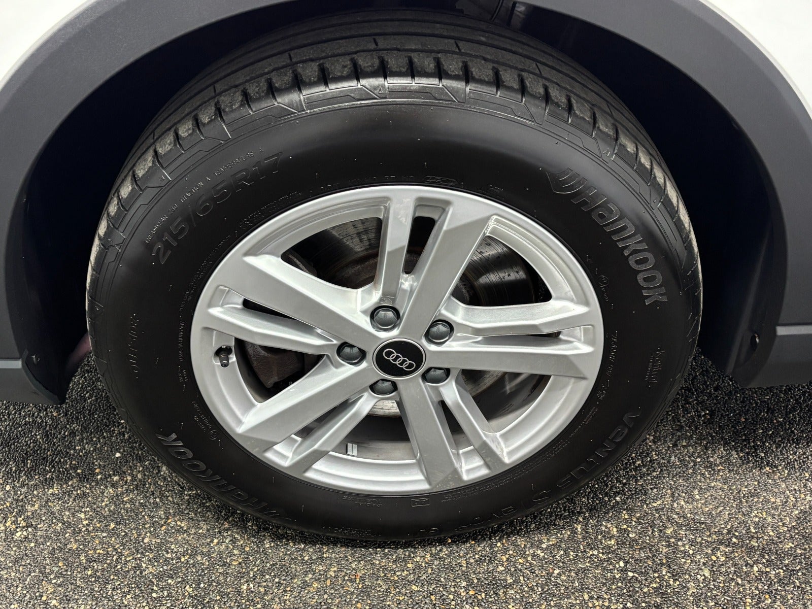 Billede af Audi Q3 45 TFSi e Attitude+ S-tr.