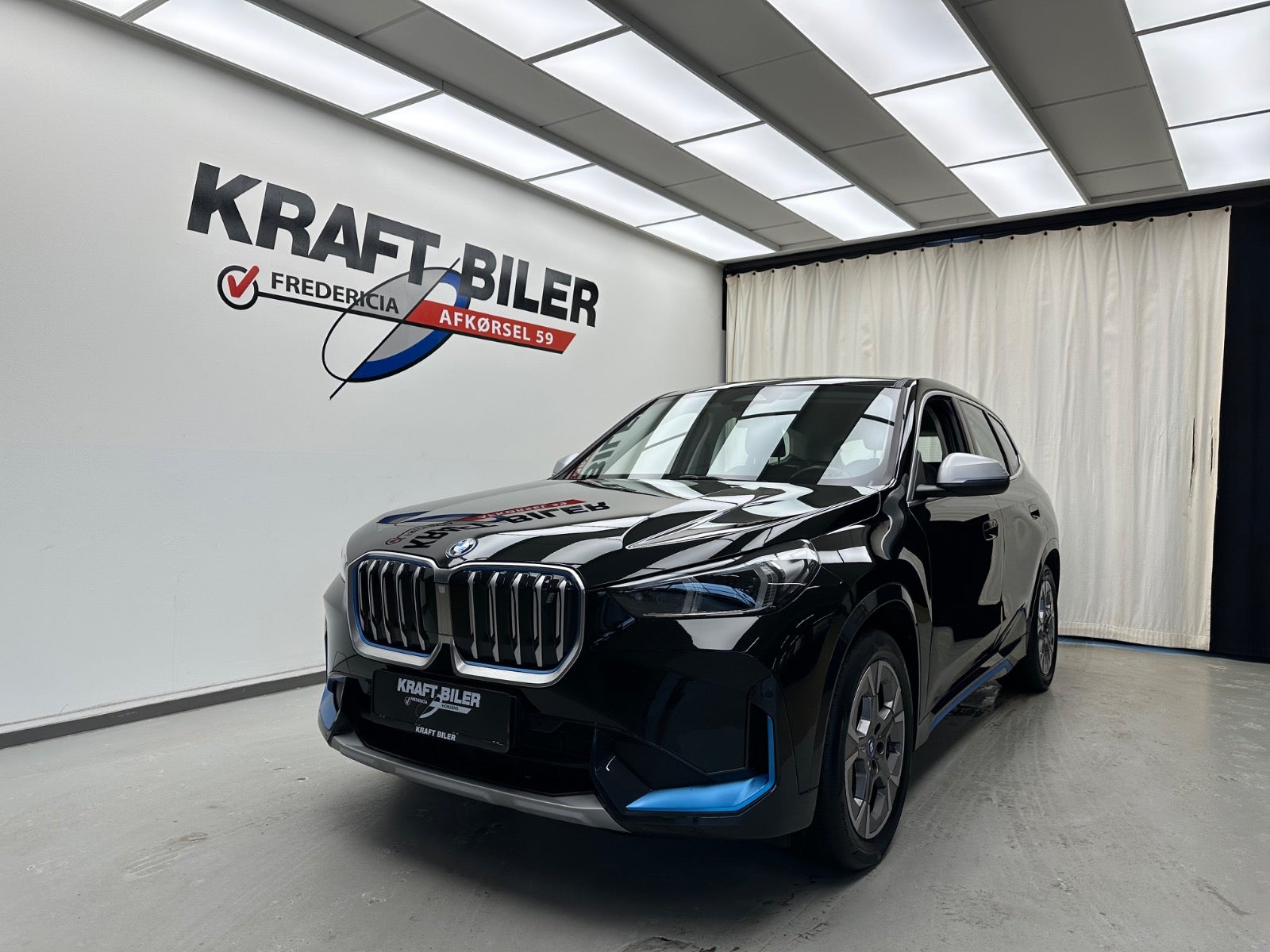 Billede af BMW iX1  xDrive30 X-Line