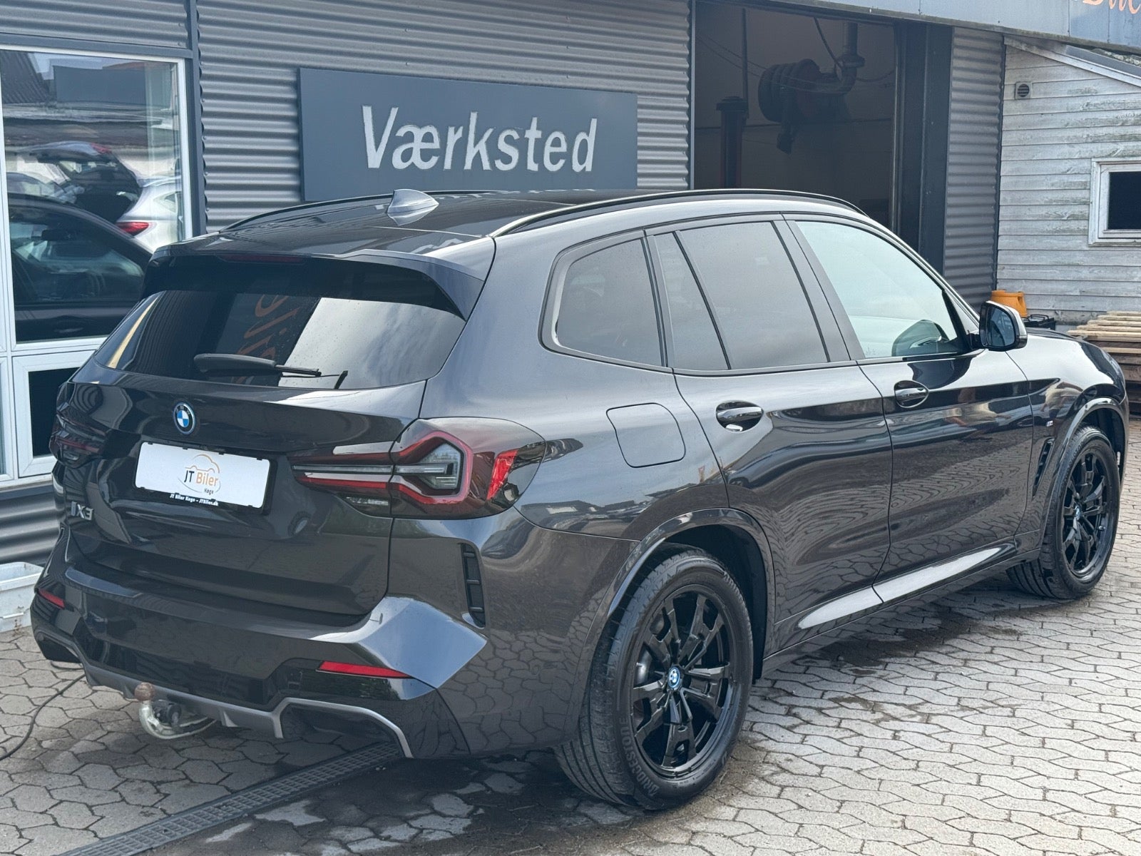 BMW iX3 Charged M-Sport