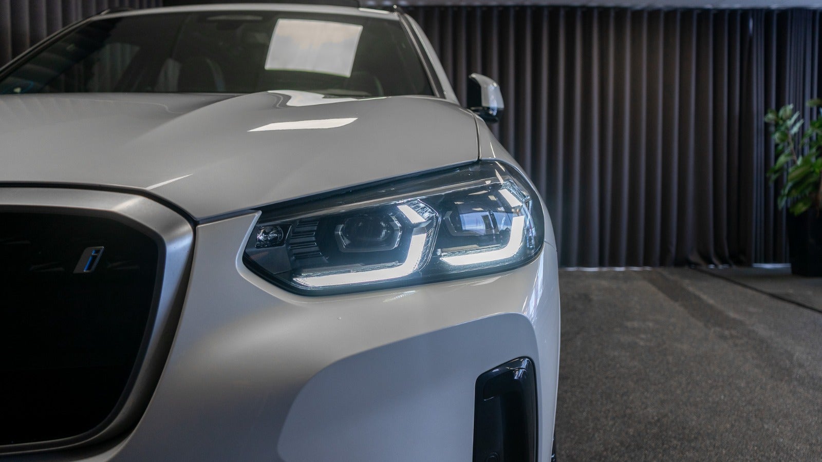 Billede af BMW iX3  Charged Plus M-Sport