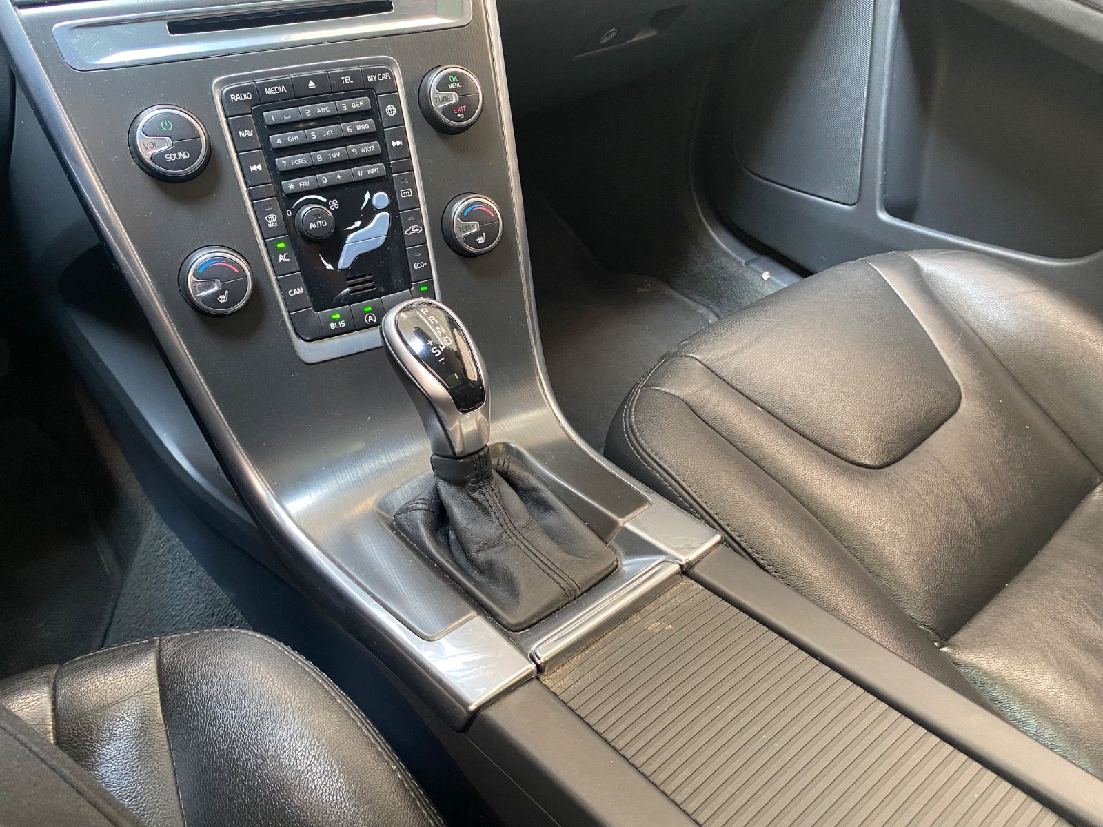 Volvo XC60 D4 181 Summum aut. – 15