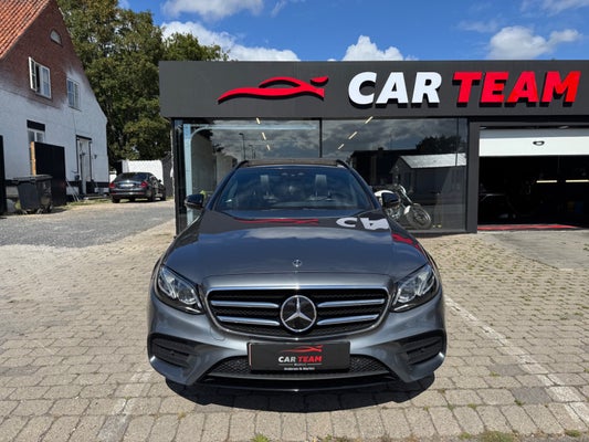 Mercedes E300 de AMG Line Night Edition stc. aut.