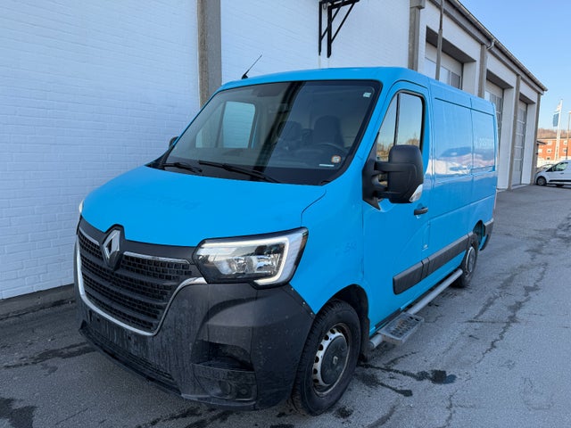 Renault Master IV T33