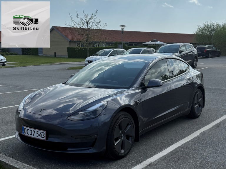 Tesla Model 3 Long Range AWD