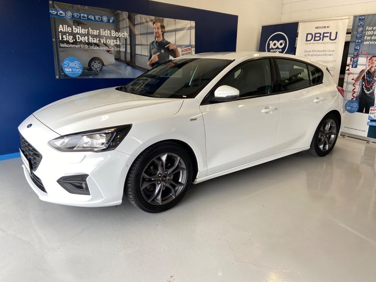 Ford Focus EcoBoost ST-Line