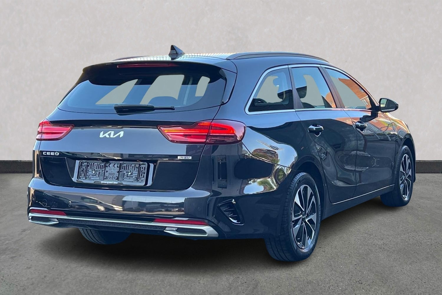 Billede af Kia Ceed 1,6 PHEV Prestige SW DCT