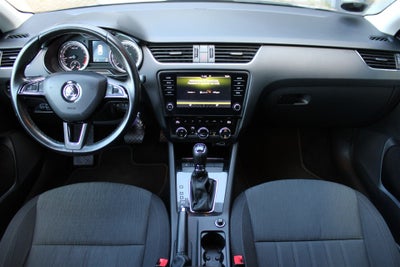 Skoda Octavia TDi 115 Style Combi DSG billede 3