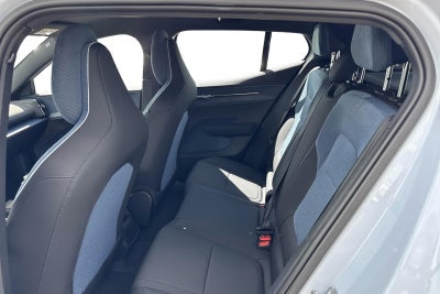 Volvo EX30 Extended Range Core