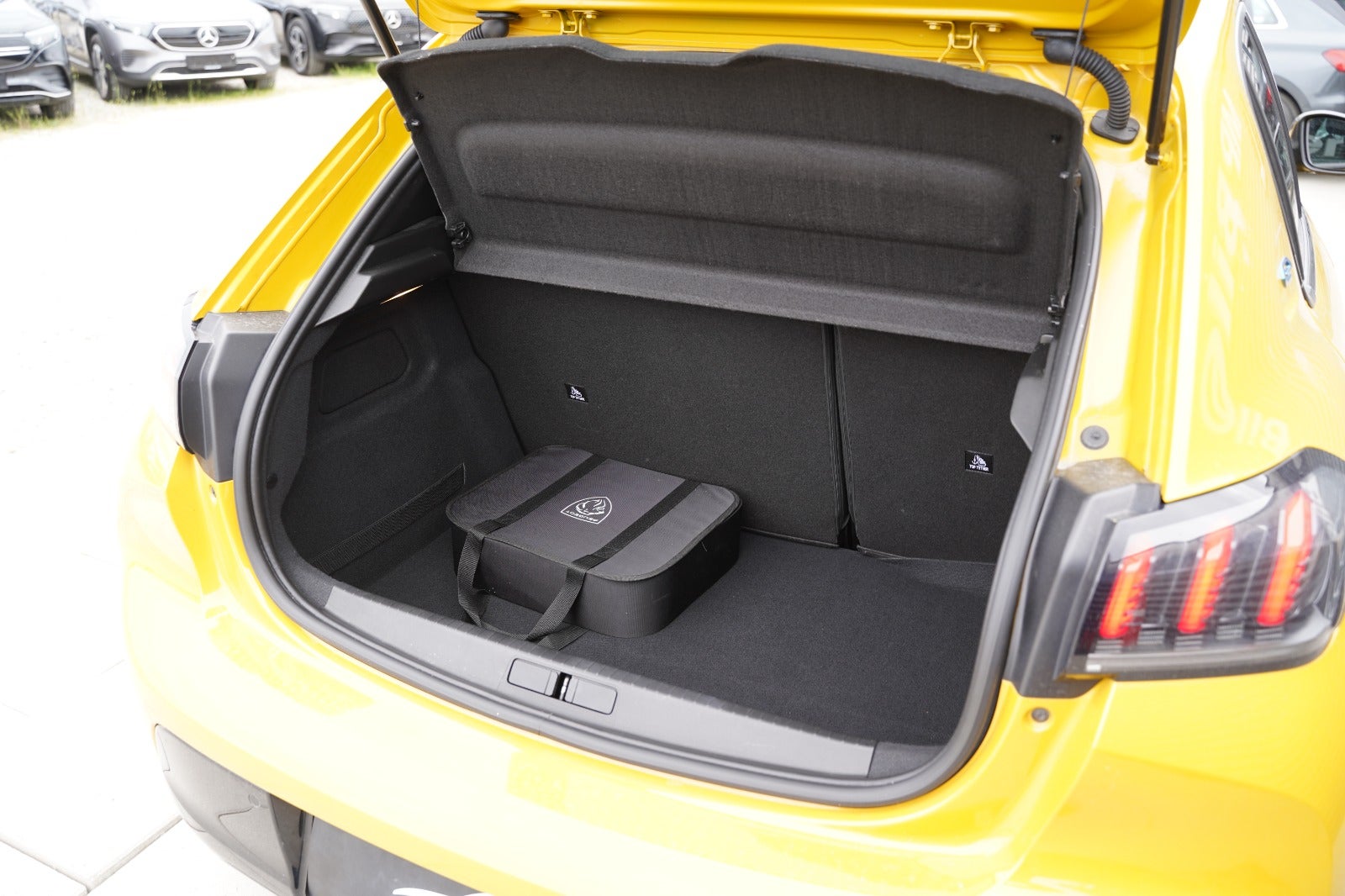 Billede af Peugeot e-208 50 GT Prime+