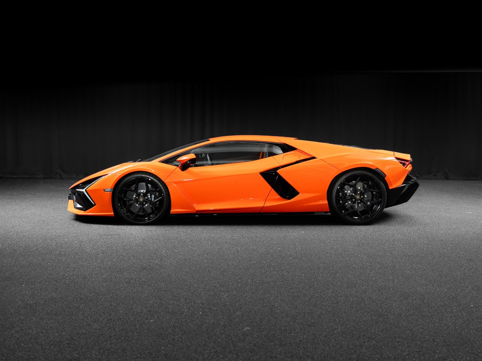 Gallery image 3 of 16