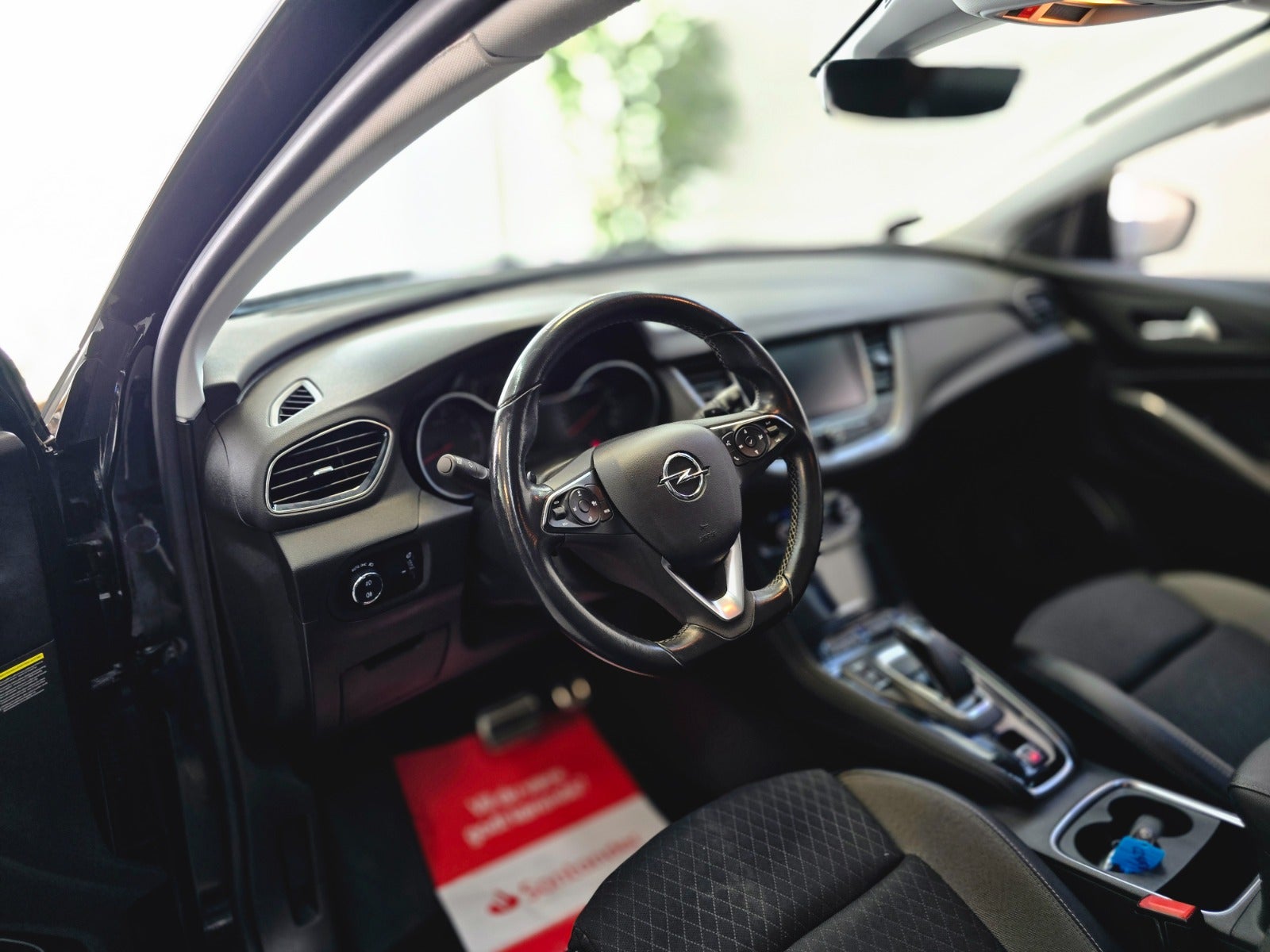 Billede af Opel Grandland X 1,6 Hybrid Ultimate aut.