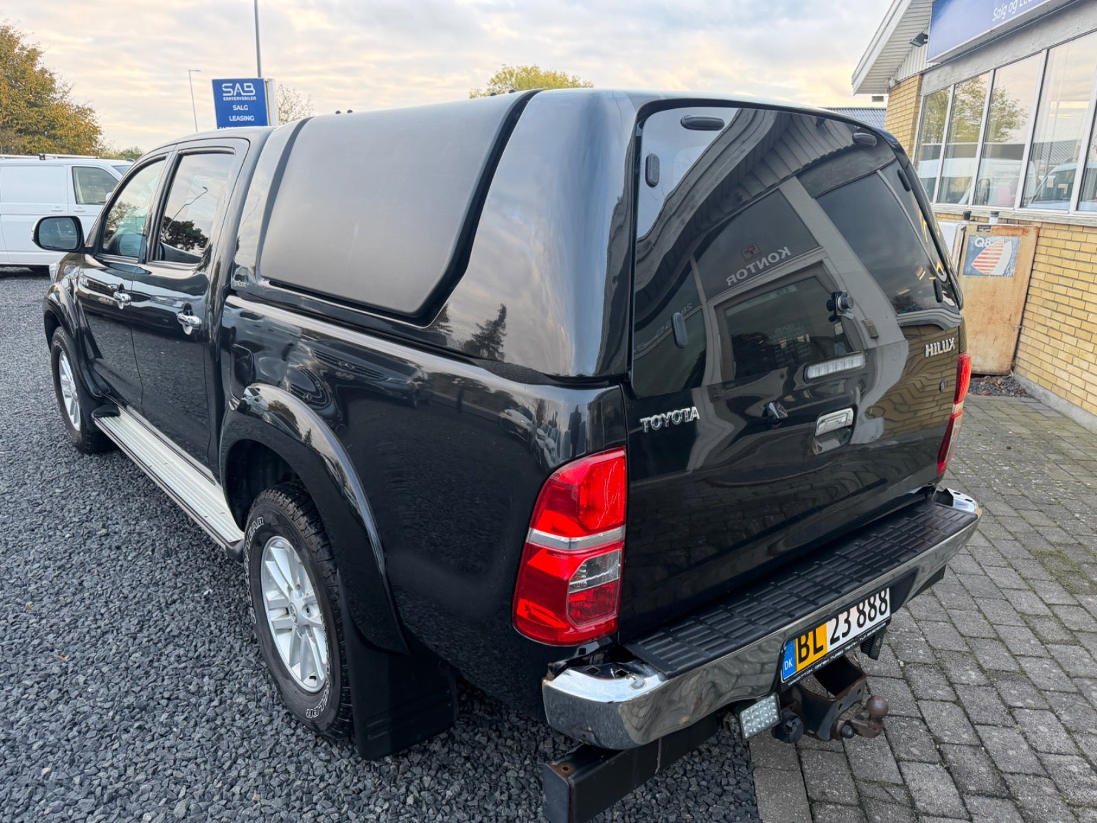 Toyota HiLux, Billede 2
