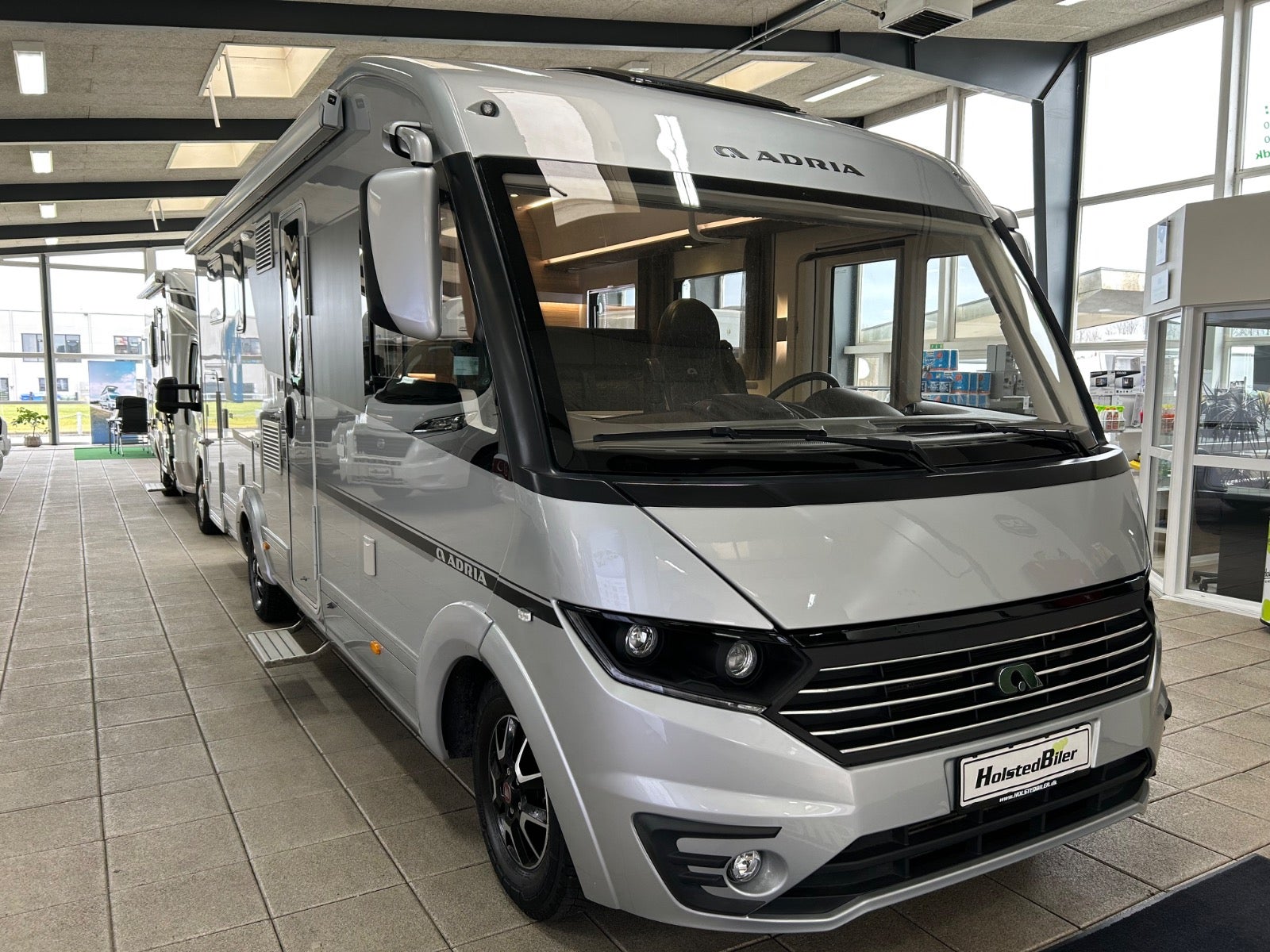 Adria Sonic Supreme 710 SL aut.