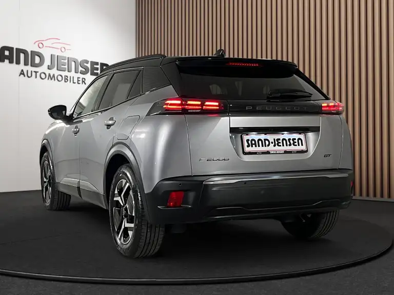 Peugeot e-2008 GT