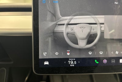 Tesla Model Y Performance AWD