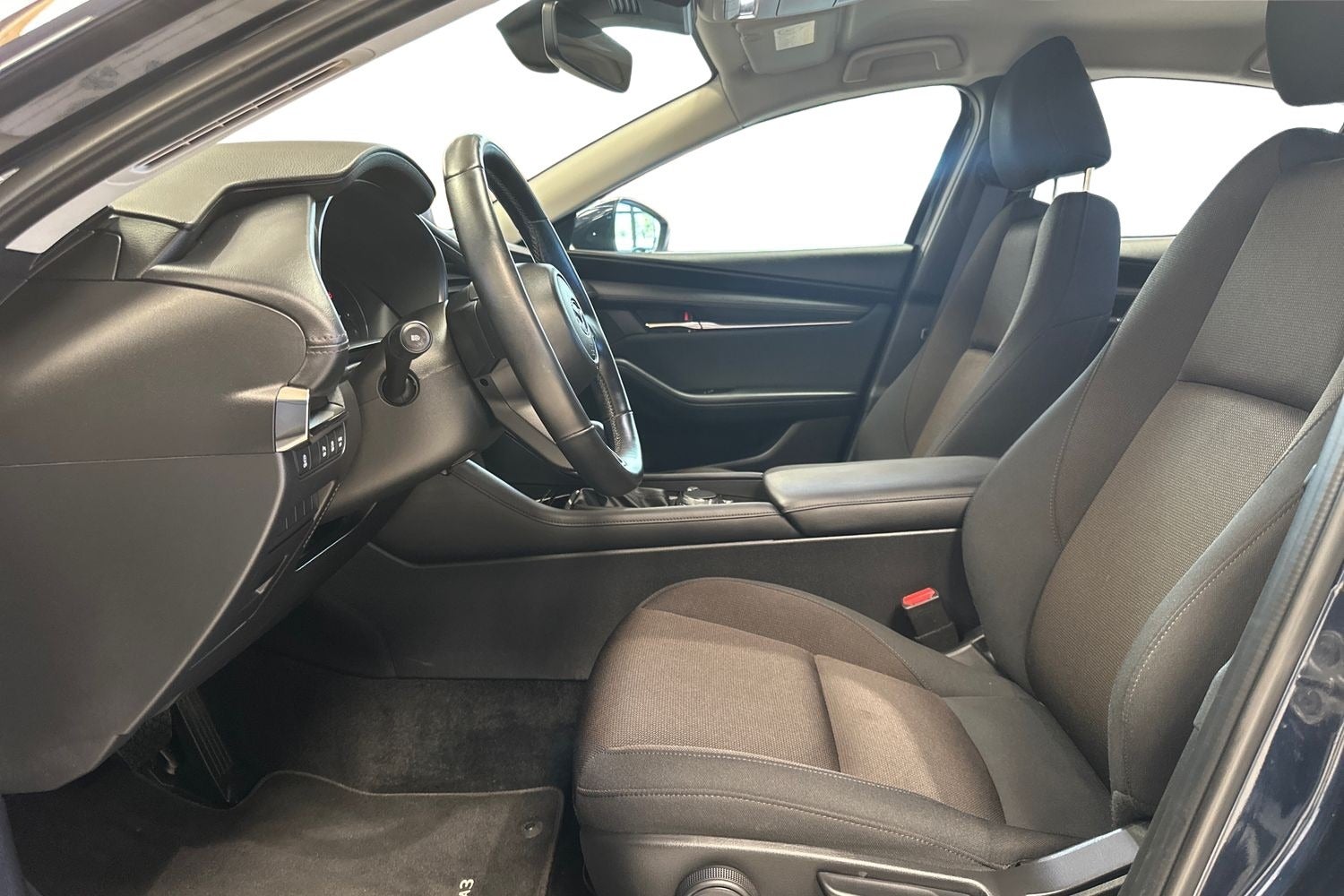 Billede af Mazda 3 2,0 e-SkyActiv-G 150 Sky aut.