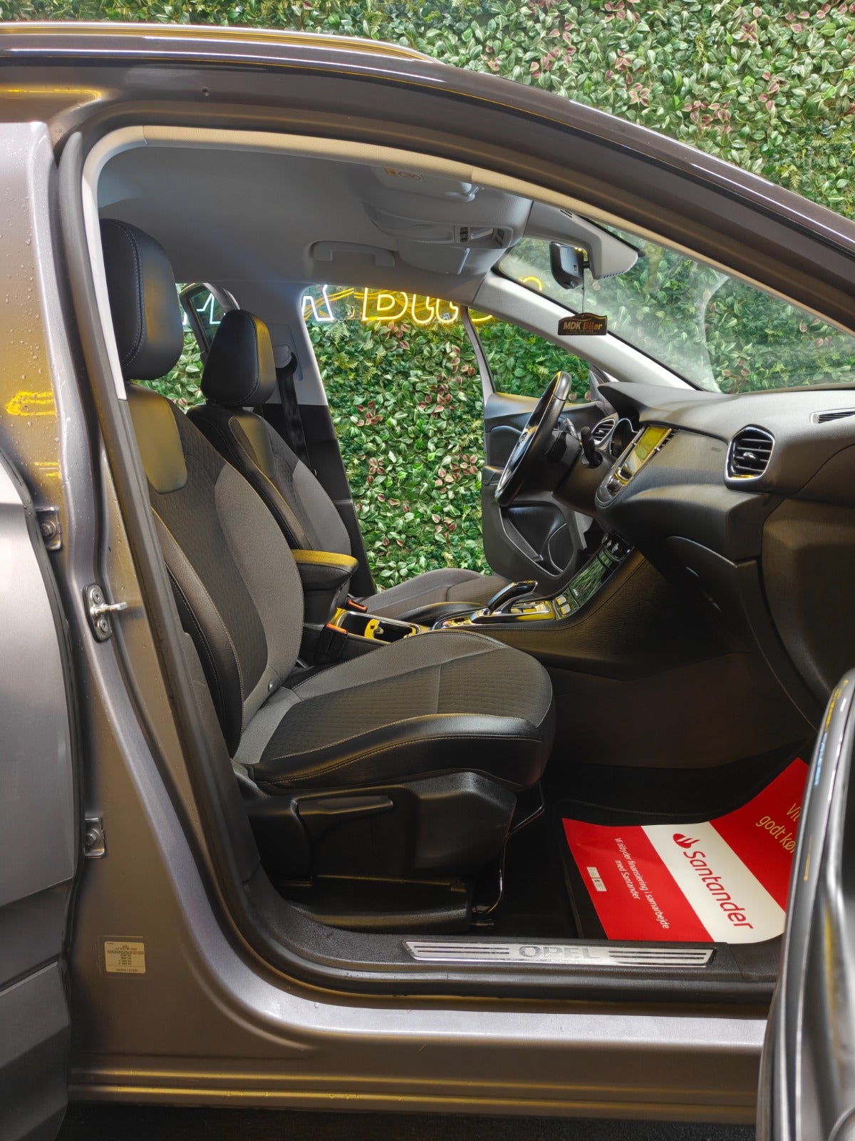 Billede af Opel Grandland X 1,6 Hybrid Innovation aut.