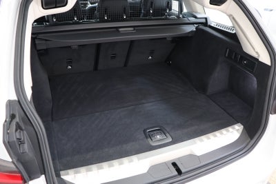 BMW 330e Touring Sport Line aut.