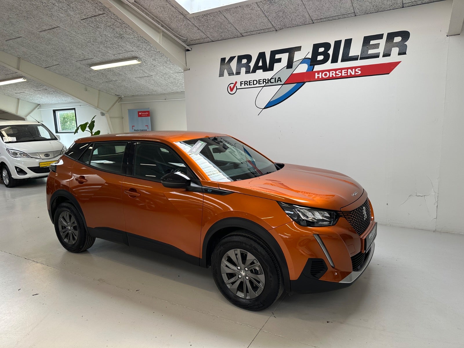 Billede af Peugeot e-2008 50 Active Pack