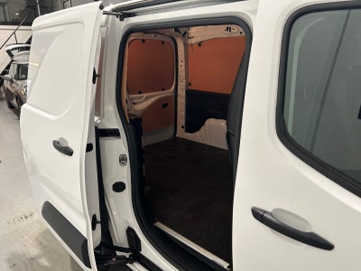 Peugeot e-Partner L1V2 Plus Van