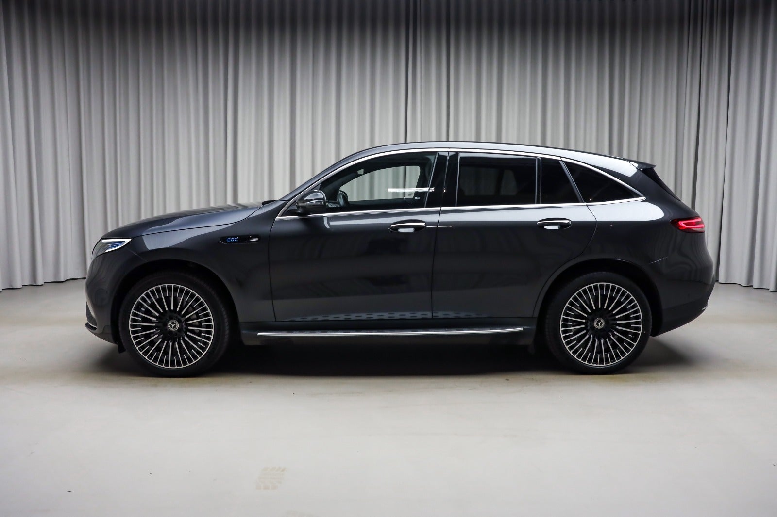 Mercedes-Benz EQC 400