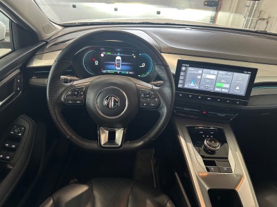 MG MG5 Luxury