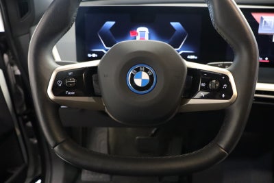 BMW iX xDrive40 Fully Charged Sport