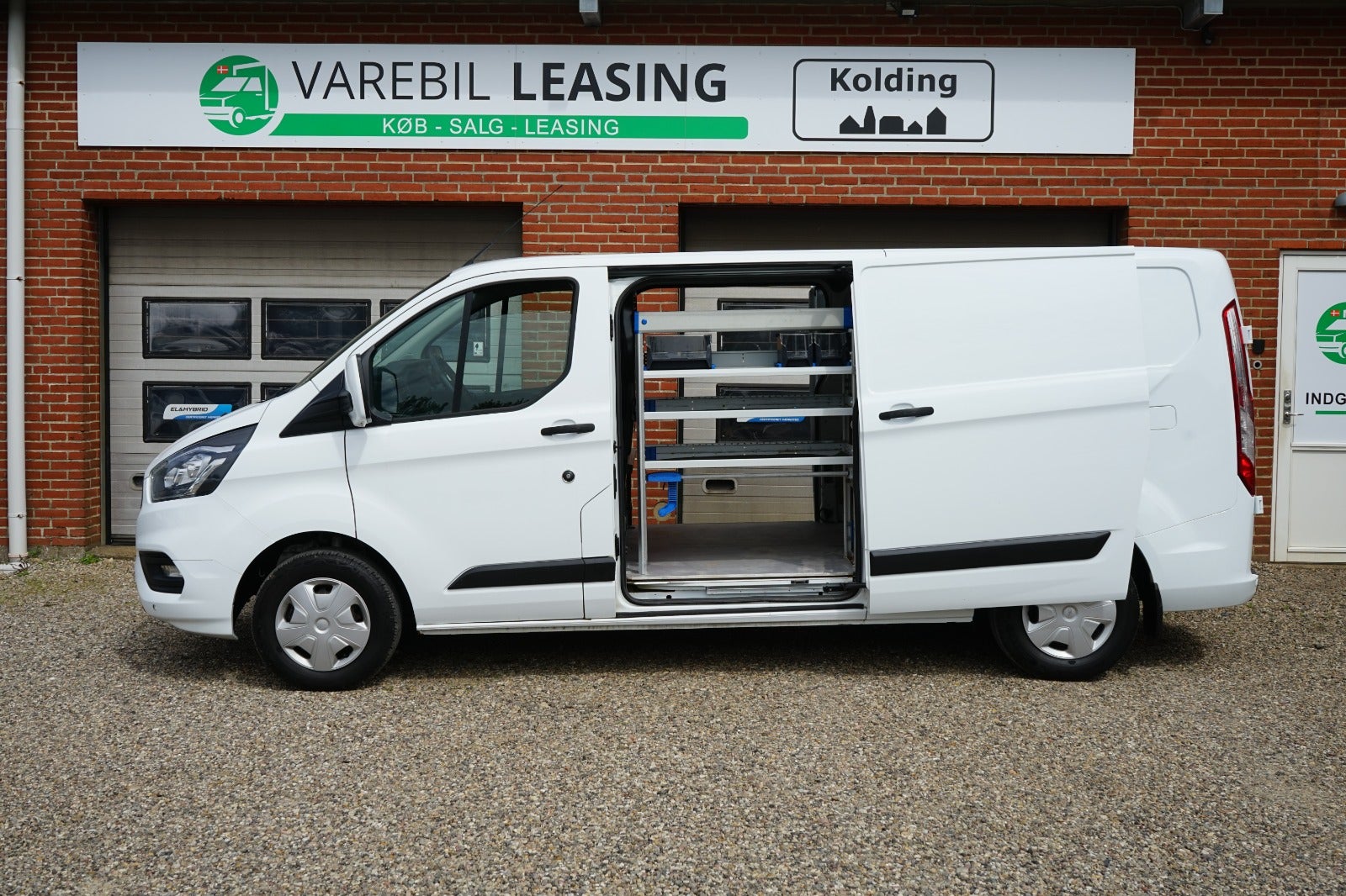 Billede af Ford Transit Custom 300L 2,0 TDCi 130 Trend