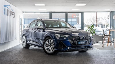 Audi e-tron S  Sportback quattro El 4x4 4x4 aut. Automatgear modelår 2022 km 8600 Blåmetal nysynet k