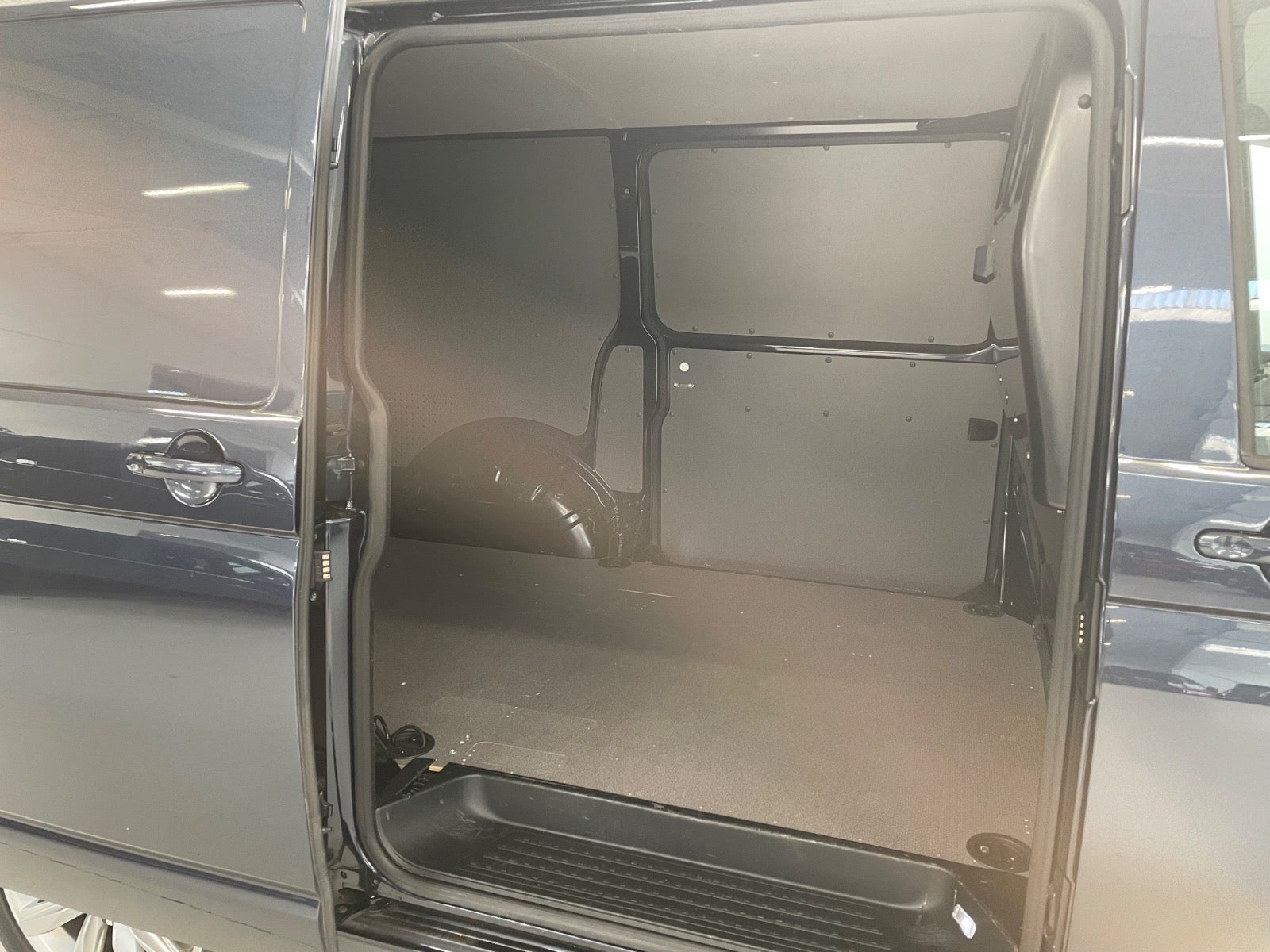 Billede af VW Transporter 2,0 TDi 199 Kassevogn DSG kort