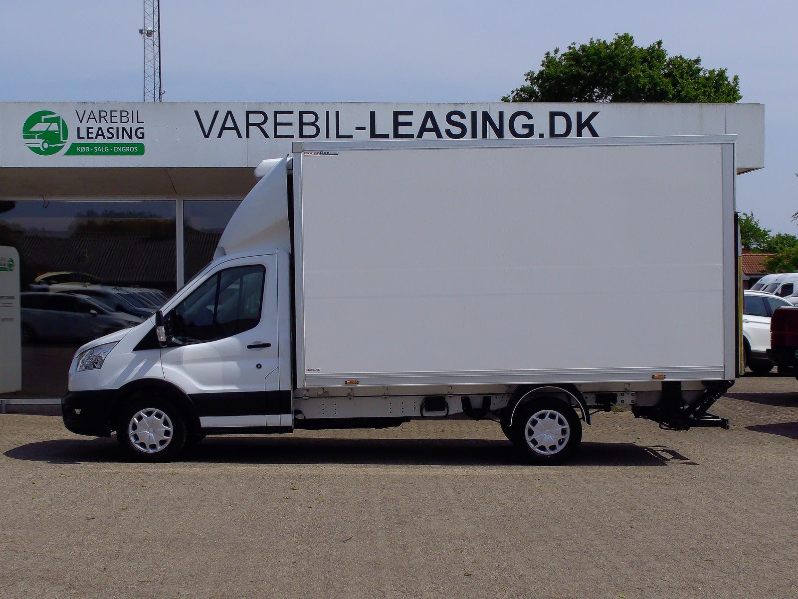 Ford Transit 350 L3 Chassis TDCi 130 Alukasse m/køl aut. FWD