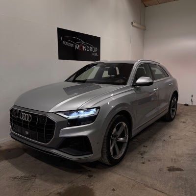 Audi Q8 50 TDi S-line quattro Tiptr. 5d