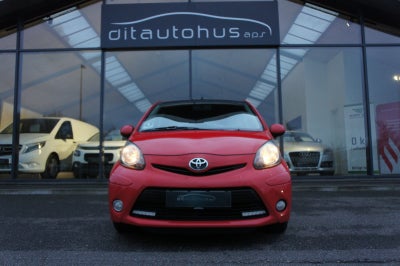 Toyota Aygo 1,0 VVT-i Red&Black 5d