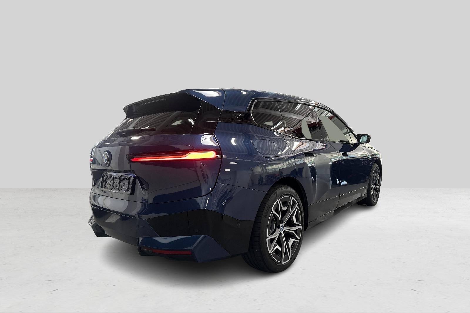 BMW iX xDrive50