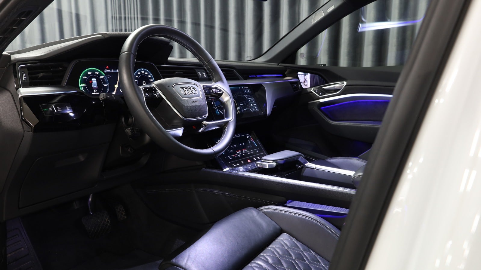 Audi e-tron S-line Sportback quattro
