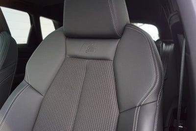 Audi Q4 e-tron S-line