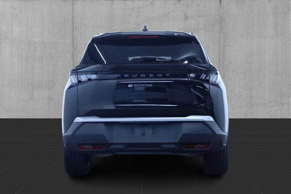 Peugeot e-5008 77,0 Allure 7prs 2025