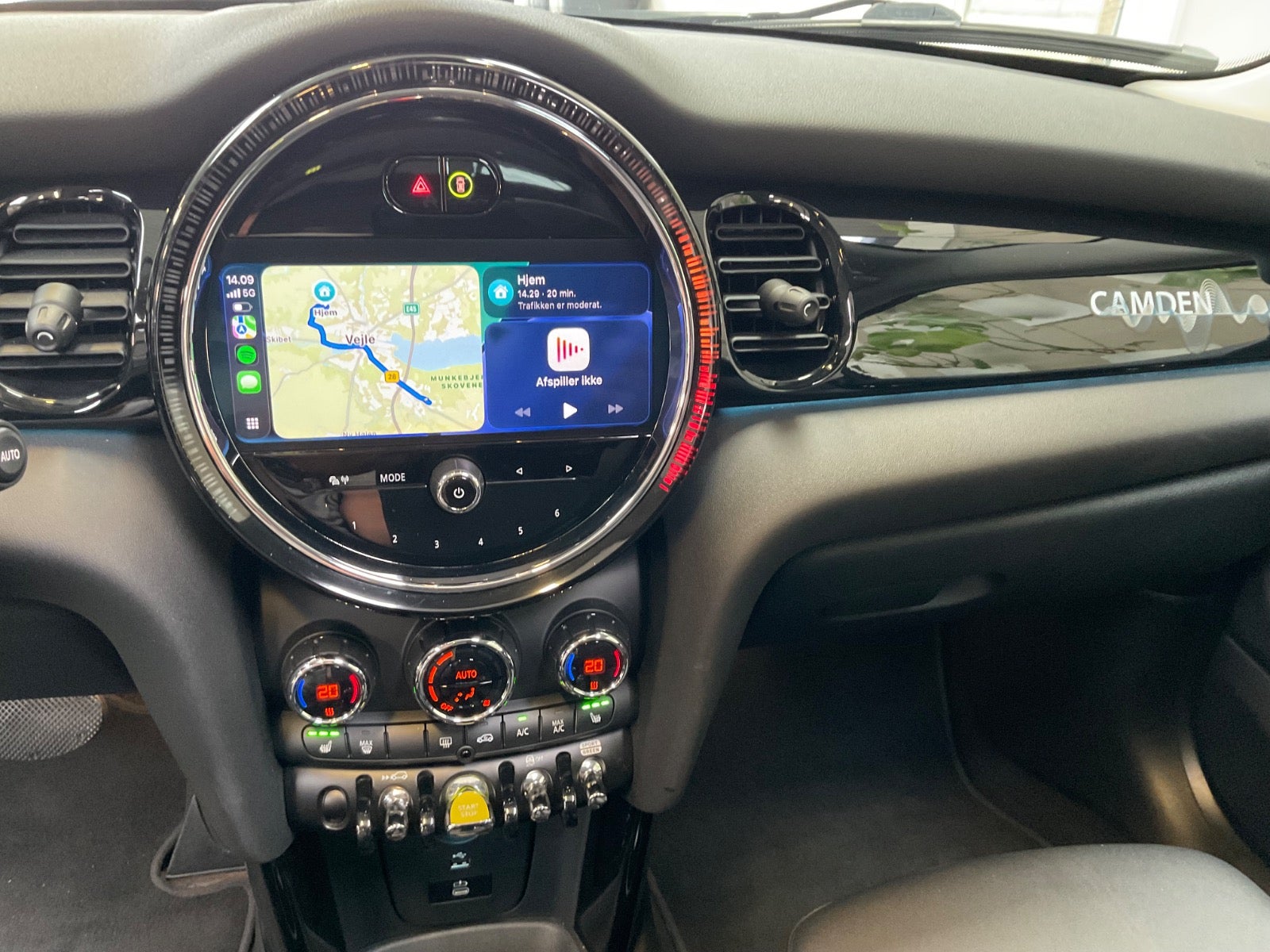 MINI Cooper SE Camden Edition 3d - 12