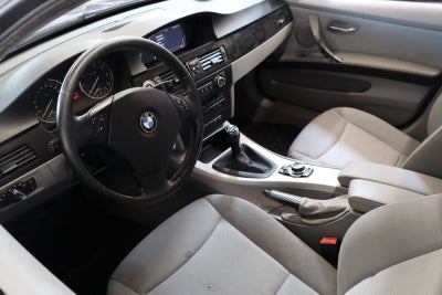 BMW 318i 