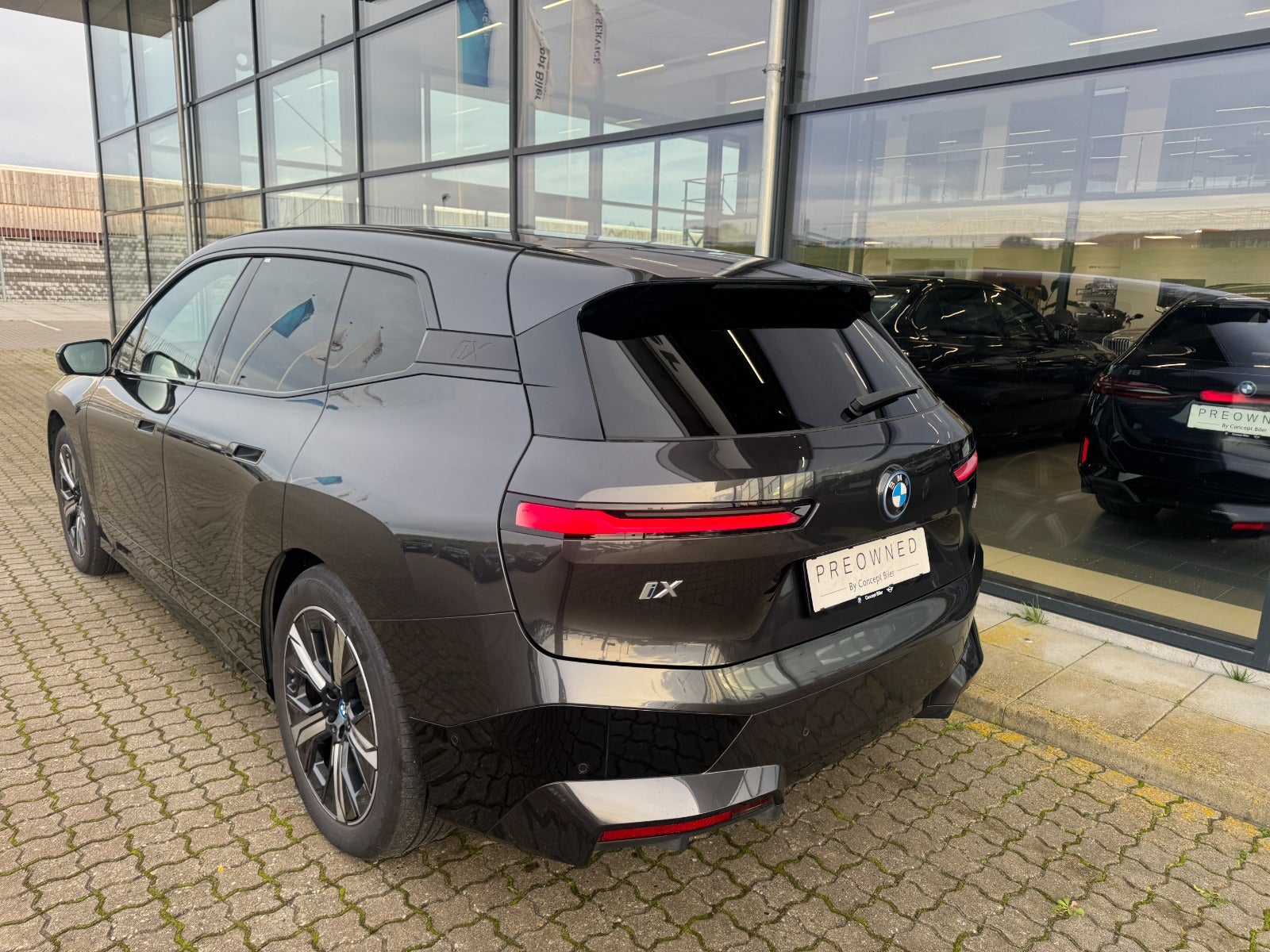 BMW iX xDrive50 Supercharged 5d - 4