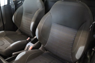 Peugeot 208 VTi Allure Sky