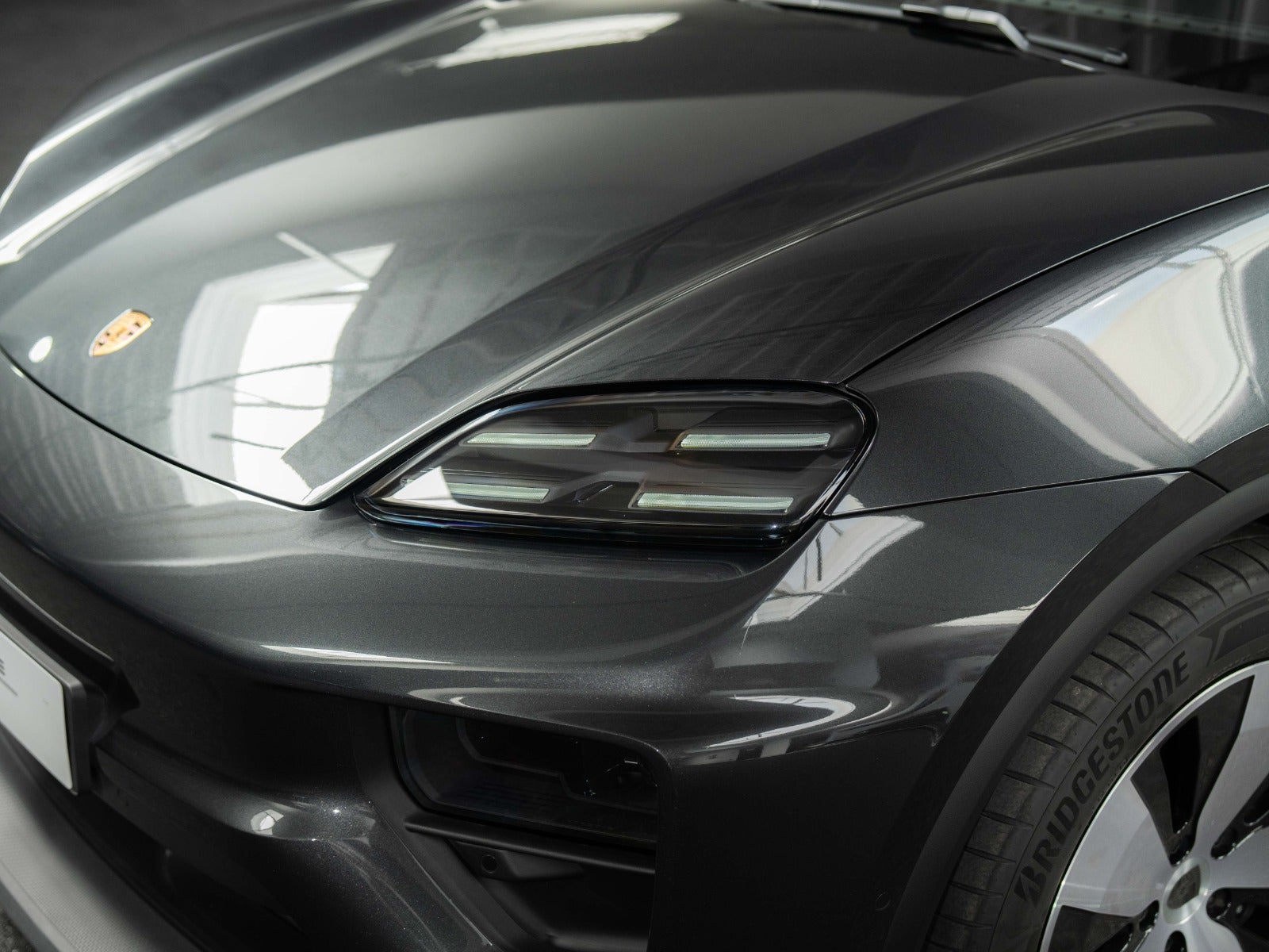 Gallery image 4 of 14