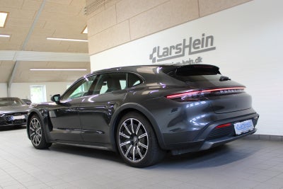 Porsche Taycan 4 Performance+ Cross Turismo