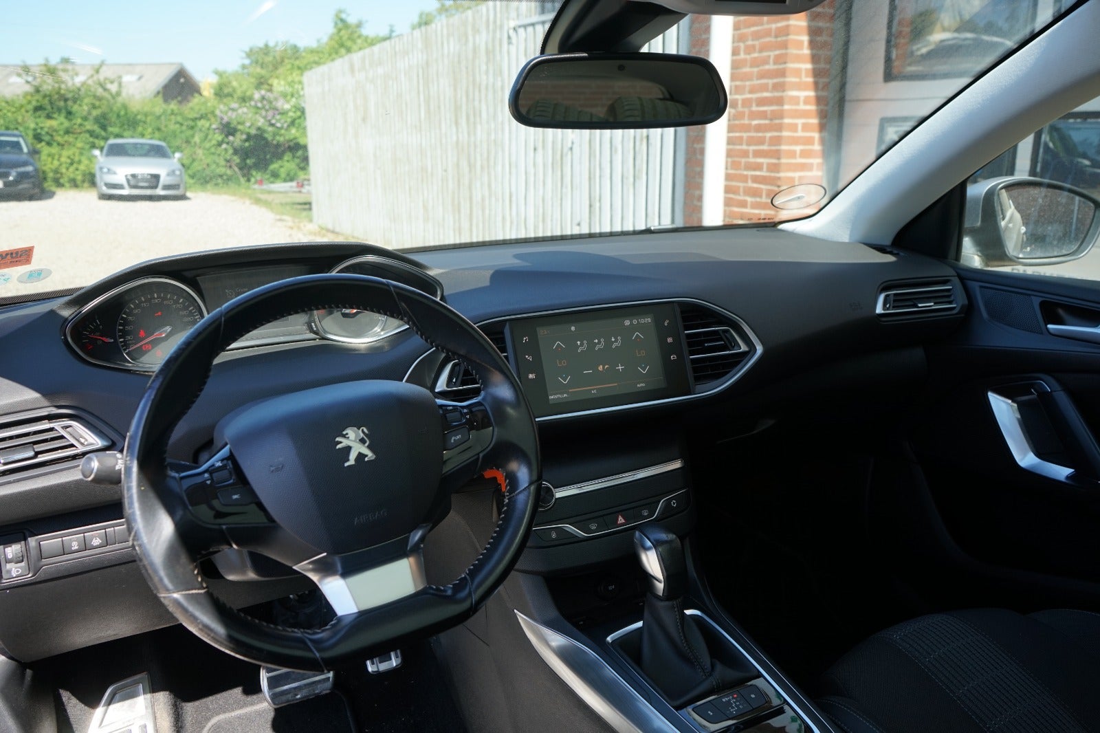 Billede af Peugeot 308 1,6 BlueHDi 120 Allure EAT6 Van