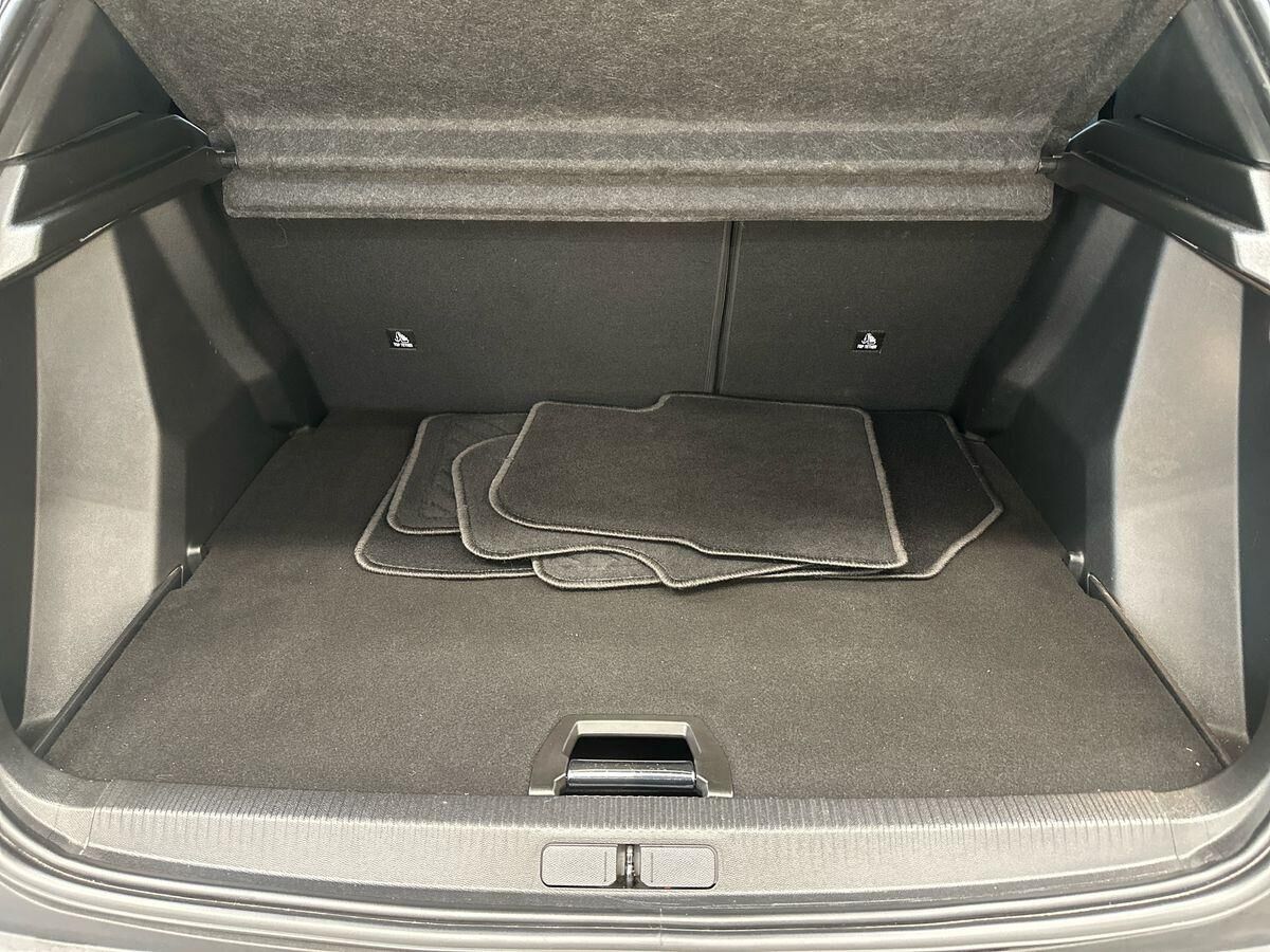 Peugeot 2008 PureTech 130 First Selection EAT8 billede 13